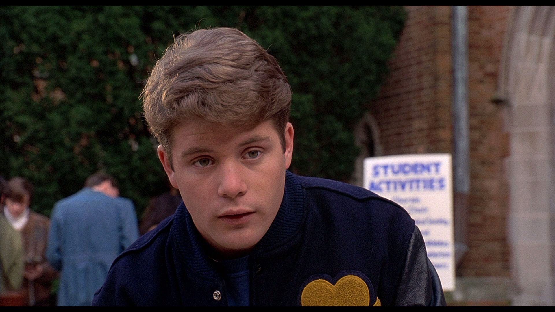 rudy sean astin ruettiger ray blu 1993 daniel ned mikey notre dame beard south scam tristar cat beatty films movies